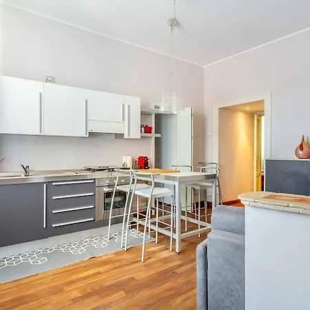 Domusmi Sempione-95 * Milan